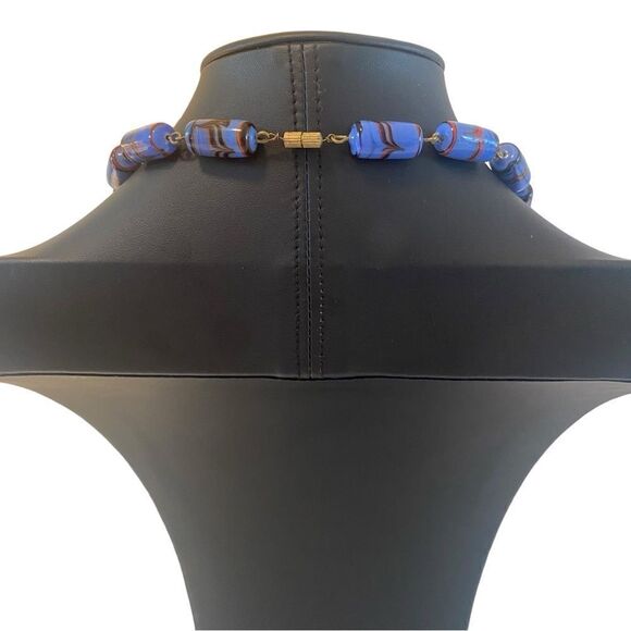 Vintage Ceramic Beaded Blue & Red Cylinder Necklace w/Screw Clasp. - Picture 4 of 6